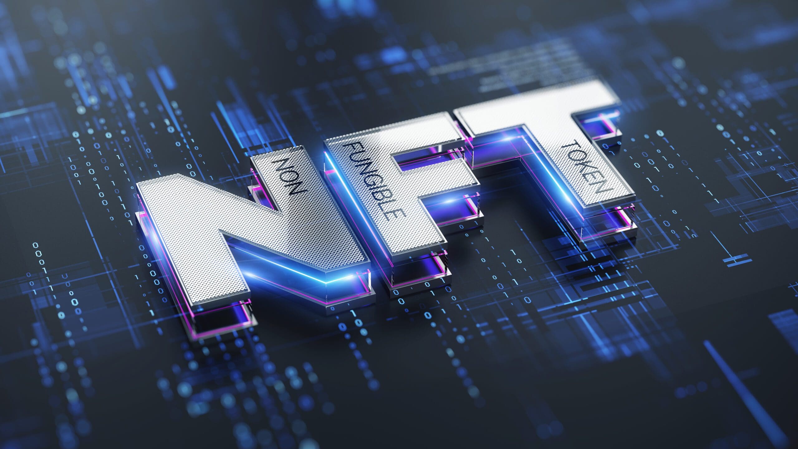 3D-Schriftzug von 'NFT Non-Fungible Token' mit neonblauer Beleuchtung auf einem digitalen Hintergrund, der die Verbindung von NFTs mit der Blockchain-Technologie darstellt.